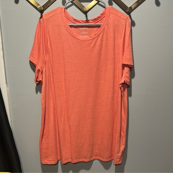 torrid Tops - Torrid Coral Classic fit tee
